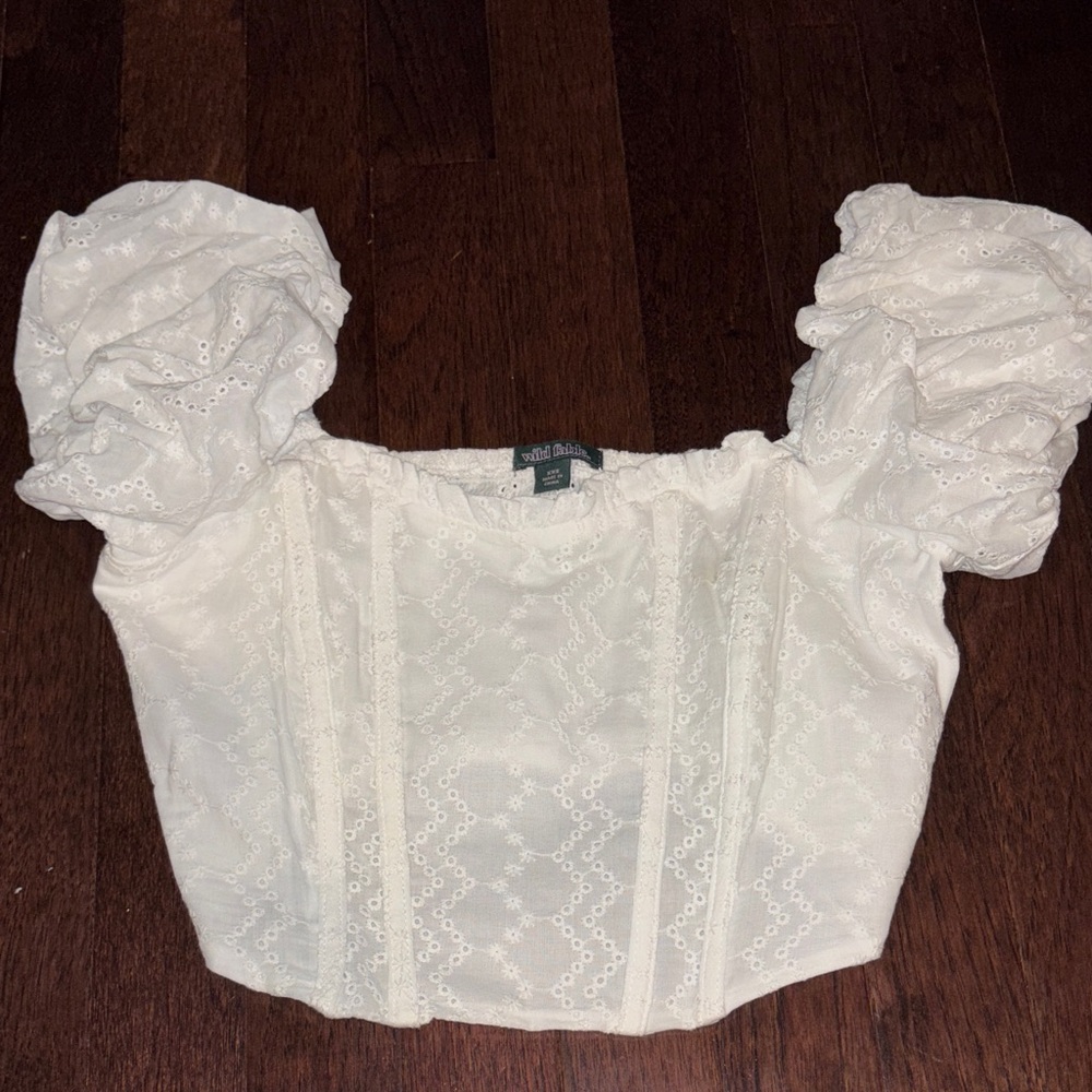 Wild Fable White Eyelet Puff Sleeve Blouse